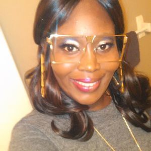 Meet your Posher, Roxie